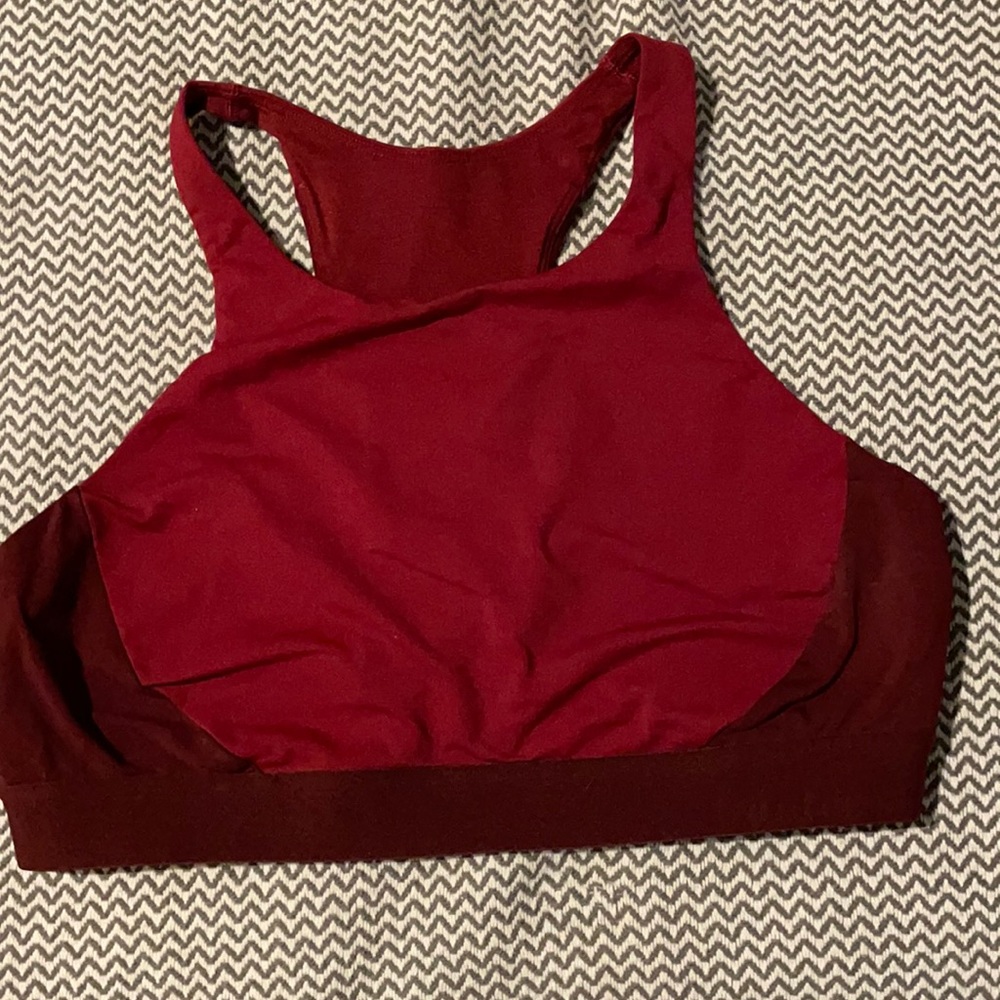 Lululemon jog bra